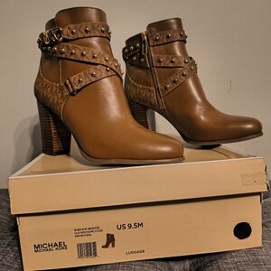 Michael Kors Kincaid Studded Logo Boots - Luggage